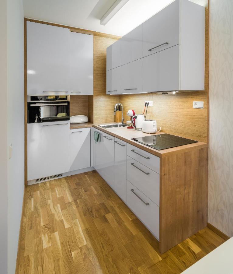 Suites And Apartments Medvedin Spindleruv Mlyn Bagian luar foto